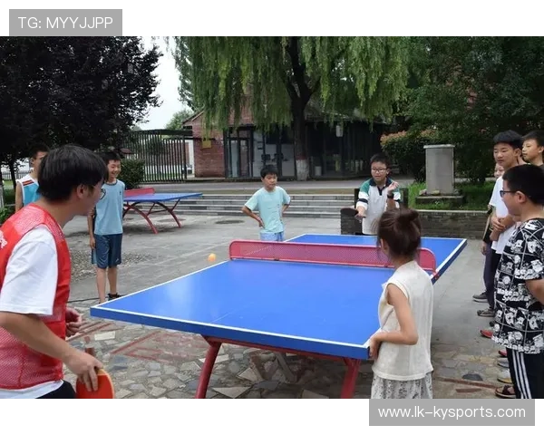 乒乓球俱乐部推动青少年技战术微课与在线教学资源,青少年乒乓球兴趣启蒙培训